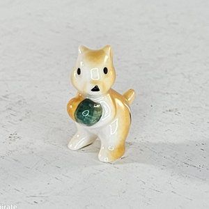 Vintage Bug House Chipmunk Holding Acorn Miniature Figurine Dollhouse *Flaw*